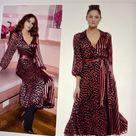 Alice+Olivia Abigail Wrap Dress 0 - Picture 13 of 13